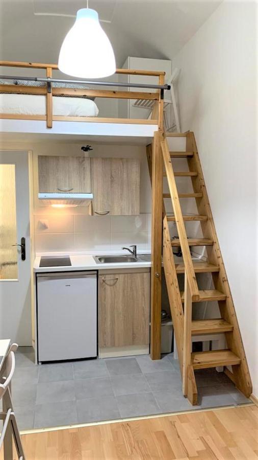Side Street Apartments 프라하 외부 사진
