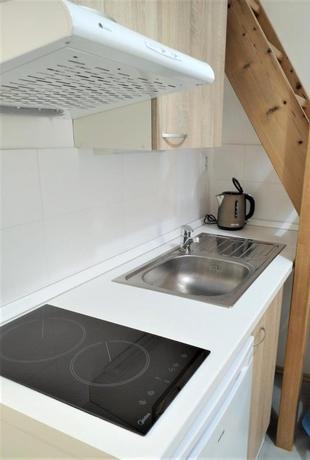 Side Street Apartments 프라하 외부 사진