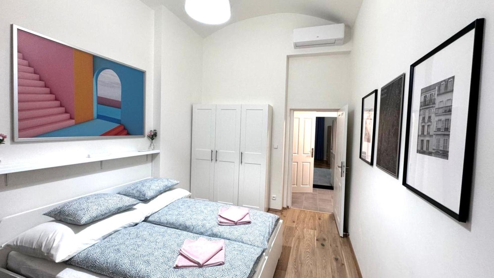 Side Street Apartments 프라하 외부 사진